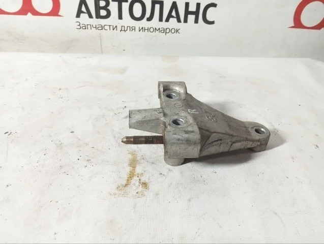 Кронштейн опоры подушки двигателя PNZ50 NISSAN MURANO Z50 2003-2008, TEANA J31 2003-2005, TEANA J31 2006-2008