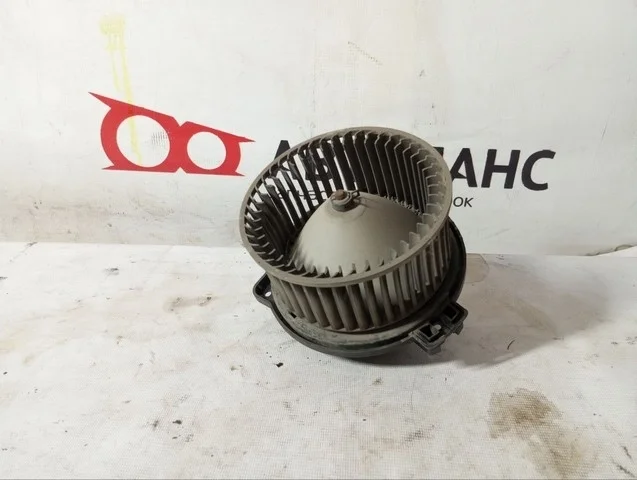 Мотор отопителя K96W MITSUBISHI PAJERO SPORT I / MONTERO SPORT I K9 2005-2008, PAJERO SPORT I / MONTERO SPORT I K9 2000-2004