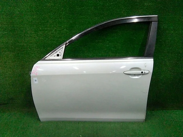 Дверь передняя левая (царапина) ACV40 TOYOTA CAMRY XV40 2006-2009, CAMRY XV40 2009-2011