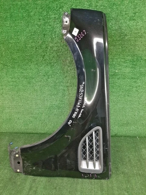 Крыло переднее левое (царапины) L320 LAND ROVER RANGE ROVER SPORT I L320 2005-2009