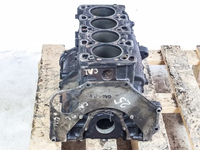 Блок цилиндров MITSUBISHI GALANT АМЕРИКА EA 2002-2003, GALANT АМЕРИКА EA 1998-2001, ECLIPSE III D5 1999-2003, ECLIPSE III D5 2003-2005