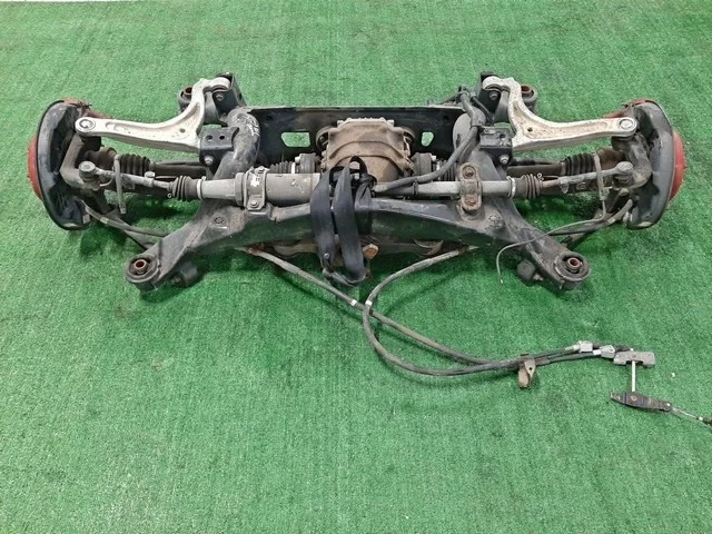 Балка задняя JZS161 TOYOTA CROWN MAJESTA S170 1999-2004, ARISTO / LEXUS GS S160 1997-2000, ARISTO / LEXUS GS S160 2000-2004