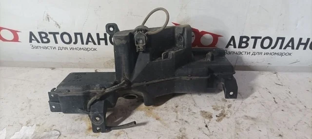 Бачок омывателя V73W MITSUBISHI PAJERO III / MONTERO III V6 / V7 2000-2002, PAJERO III / MONTERO III V6 / V7 2003-2006
