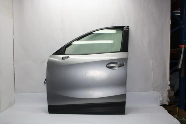 Дверь передняя левая (дефект ЛКП, меленький залом) MAZDA CX-5 KE 2011-2015, CX-5 KE 2015-2017
