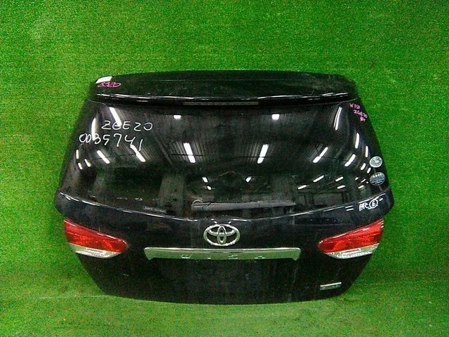Крышка багажника (царапины) ZGE20 TOYOTA WISH XE20 2009-2012