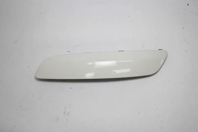 Молдинг бампера переднего левый 1K1 VOLKSWAGEN JETTA V 1K2 / 1K5 2005-2011, GOLF V 1K1 / 1K5 2003-2009