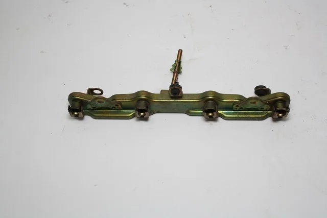 Рампа топливная FD1 HONDA FR-V BE 2004-2009, CIVIC VIII FD / FK / FN / FA 2005-2008, CIVIC VIII FD / FK / FN / FA 2009-2011, CR-V III RE 2007-2010