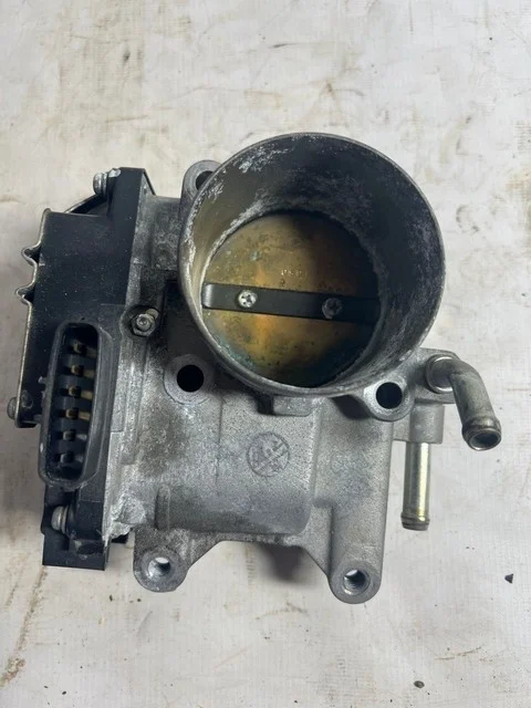 Заслонка дроссельная CW6W MITSUBISHI OUTLANDER XL CW 2007-2010, OUTLANDER XL CW 2010-2012