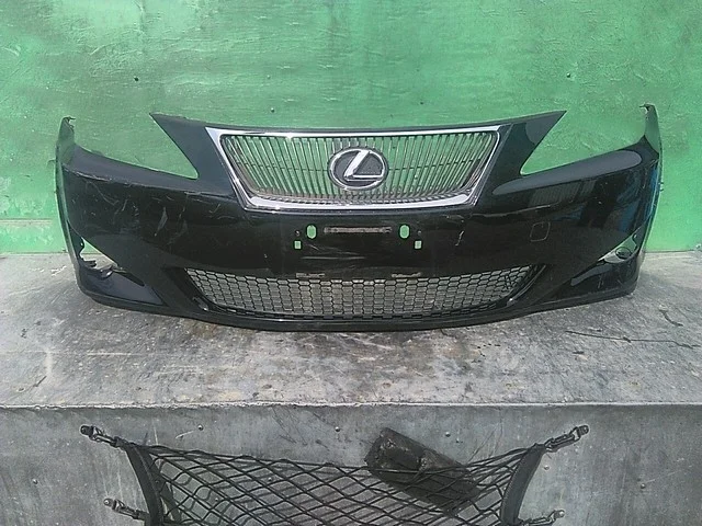 Бампер передний (потерт) GSE20 LEXUS IS II 250/350 XE20 2005-2008