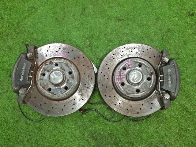 Кулак поворотный левый+правый W212 MERCEDES BENZ MERCEDES BENZ E-CLASS W212 2009-2012, MERCEDES BENZ E-CLASS W212 2013-2016