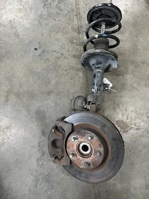 Кулак поворотный левый CW6W MITSUBISHI OUTLANDER XL CW 2007-2010, ASX GA 2010-2012, ASX GA 2012-2016, ASX GA 2016-2019