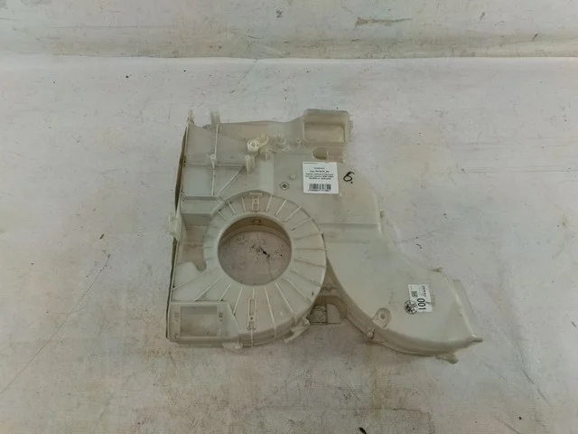 Корпус мотора отопителя заднего V98W MITSUBISHI PAJERO IV / MONTERO IV V8 / V9 2006-2011, PAJERO IV / MONTERO IV V8 / V9 2011-2014