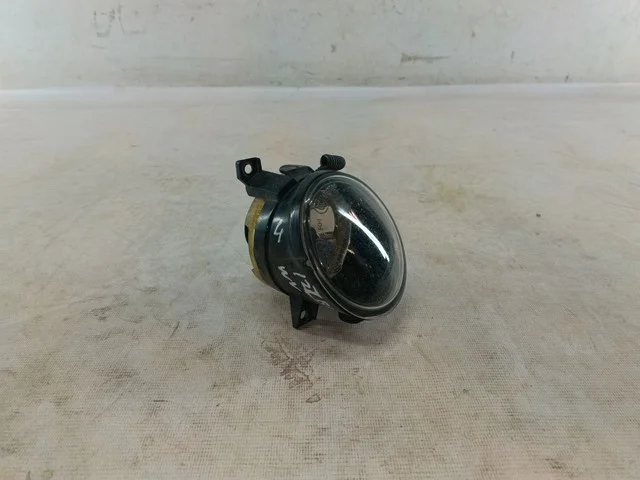 Фара противотуманная левая 137 VOLKSWAGEN JETTA V 1K2 / 1K5 2005-2011, GOLF V 1K1 / 1K5 2003-2009, SCIROCCO III 2008-2014