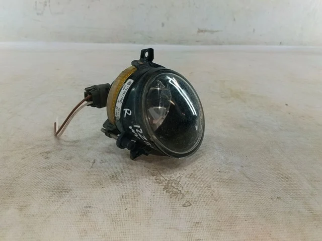 Фара противотуманная правая 137 VOLKSWAGEN JETTA V 1K2 / 1K5 2005-2011, GOLF V 1K1 / 1K5 2003-2009, SCIROCCO III 2008-2014