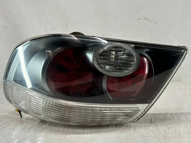 Фонарь задний правый CU2W MITSUBISHI OUTLANDER CU 2003-2007, AIRTREK CU 2001-2005