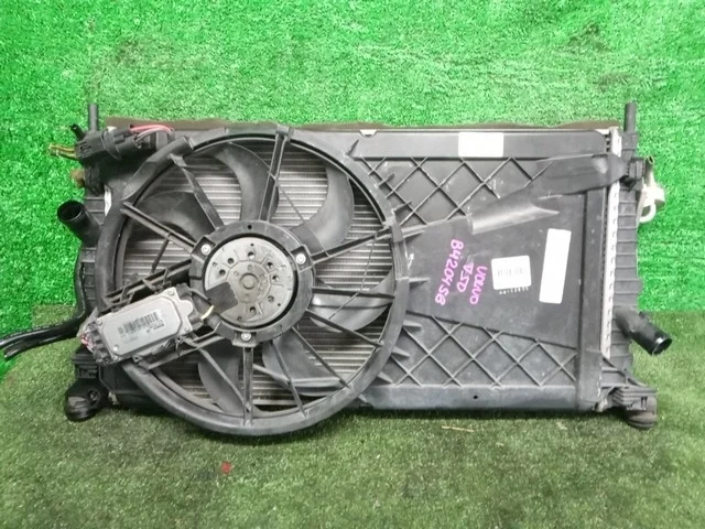 Радиатор охлаждения двигателя MW43 VOLVO S40 II MS 2004-2012, V50 MW 2004-2012