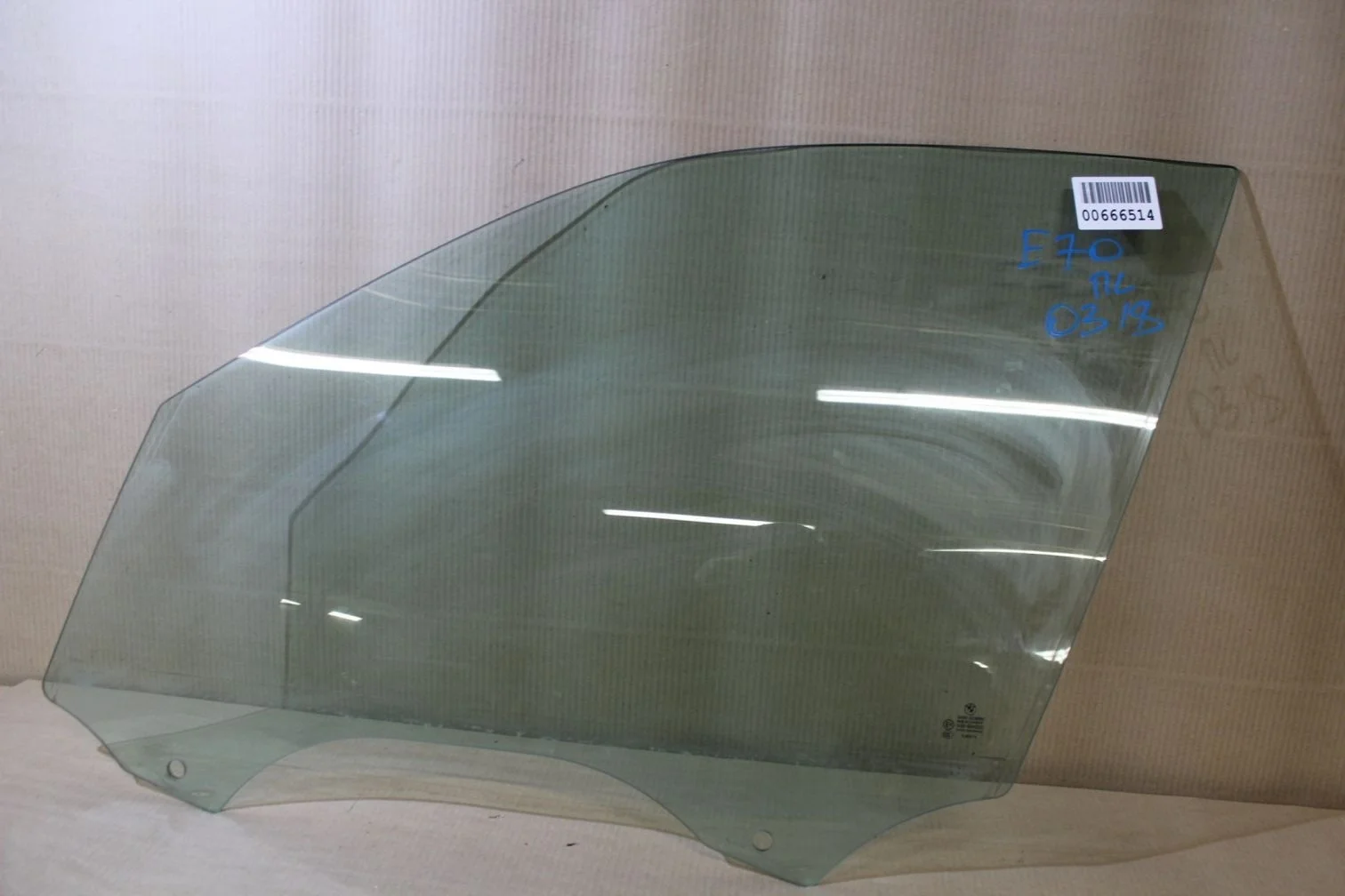 Стекло двери передней левой для BMW X5 E70 2006-2013