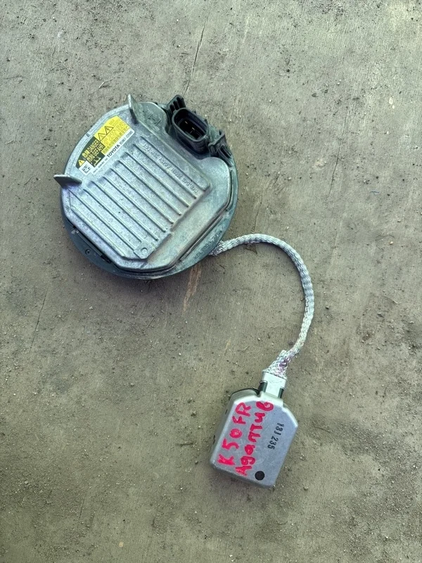 Блок розжига ксенона Toyota Camry 2012-2017 50 55