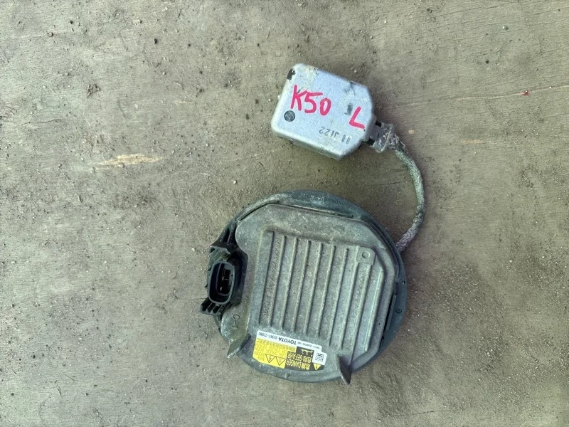 Блок розжига ксенона Toyota Camry 2012-2017 50 55