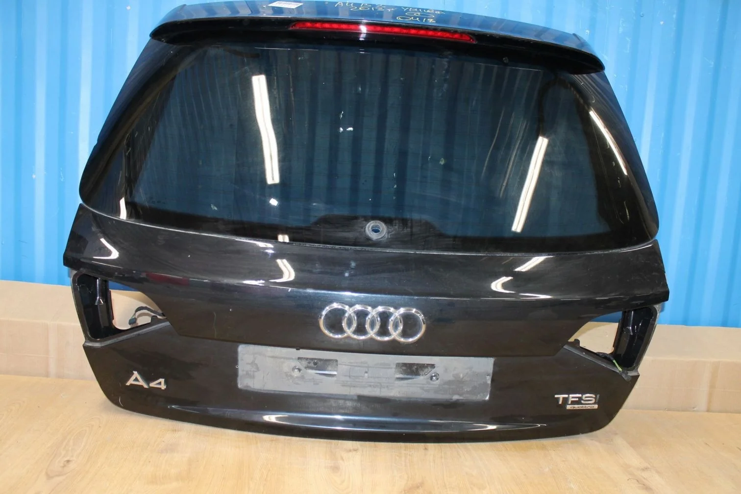 дверь багажника со стеклом для Audi A4 B8 2007-2015
