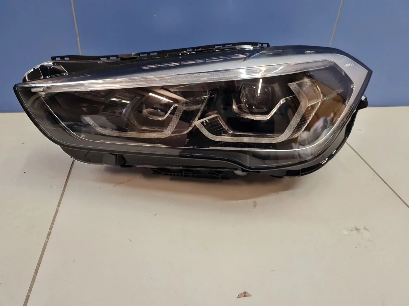 Фара левая для BMW X1 F48 2015-2023