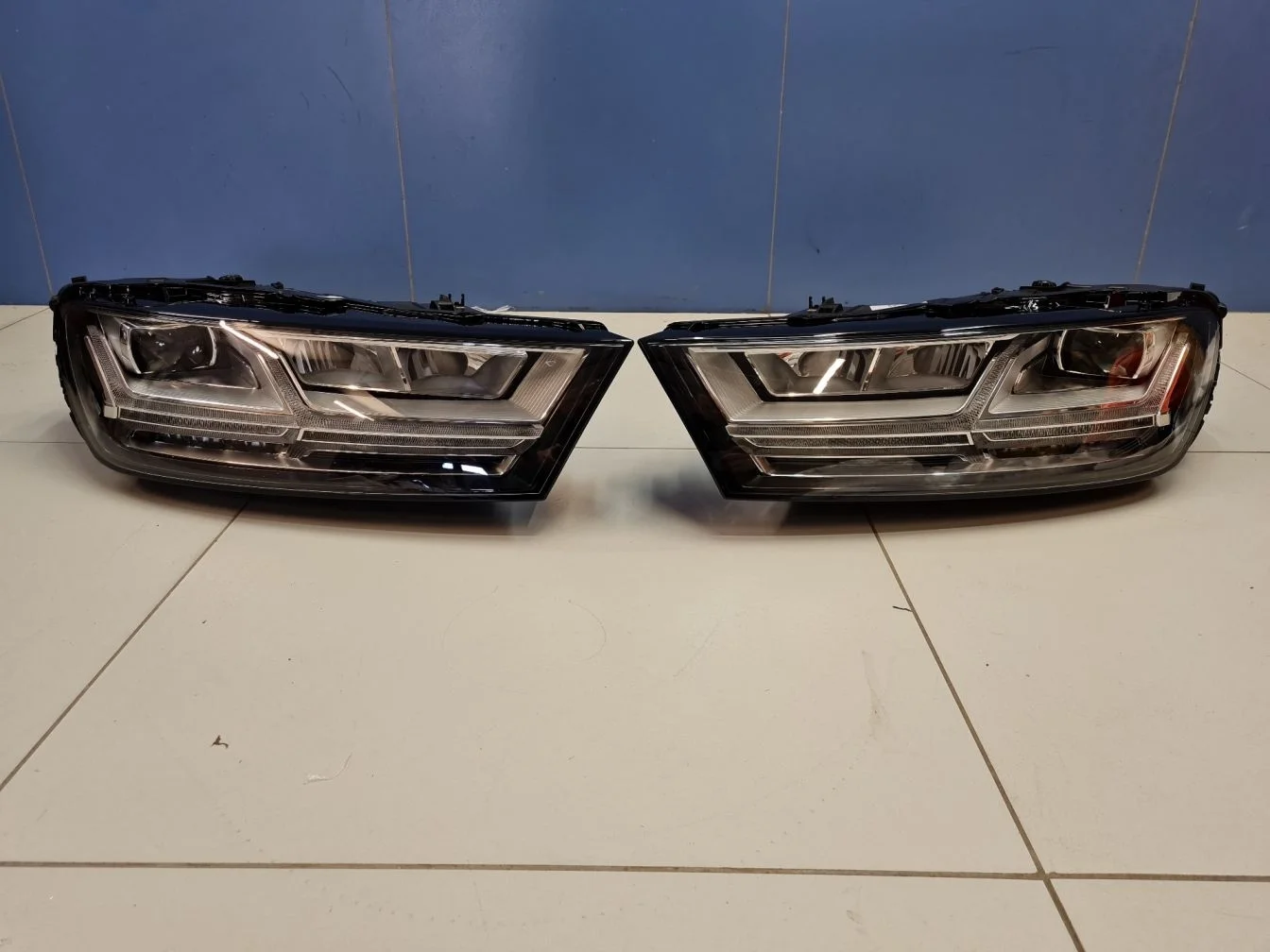 Комплект фар для Audi Q7 4M 2015-