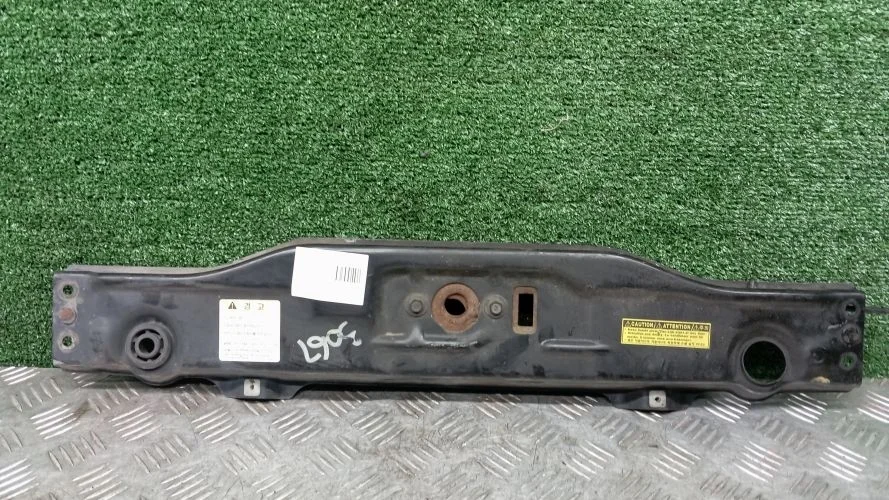 верхняя планка рамки радиатора Chevrolet  F16D4 J200 Chevrolet Lacetti F16D4 J200 96617416
