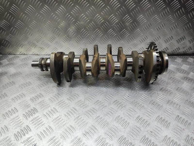 Коленвал Mitsubishi Lancer 1100A129 4B10