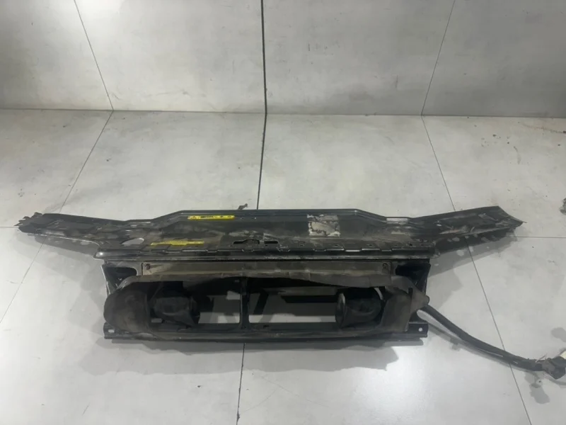 Панель передняя Volvo S60