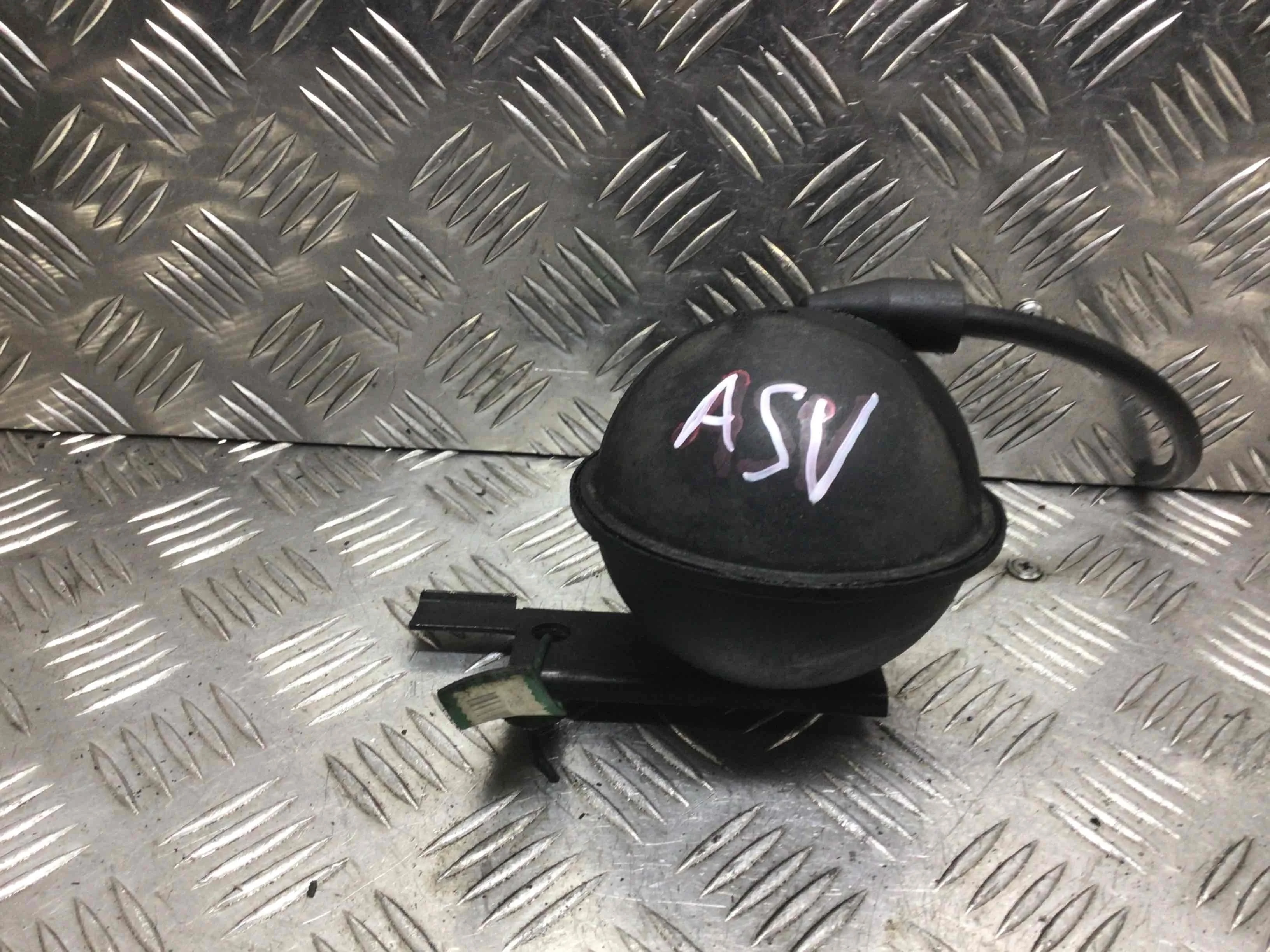 Вакуумный ресивер Audi A3 8L (1996-2000) дизель 1.9 TDI Механика Х/б