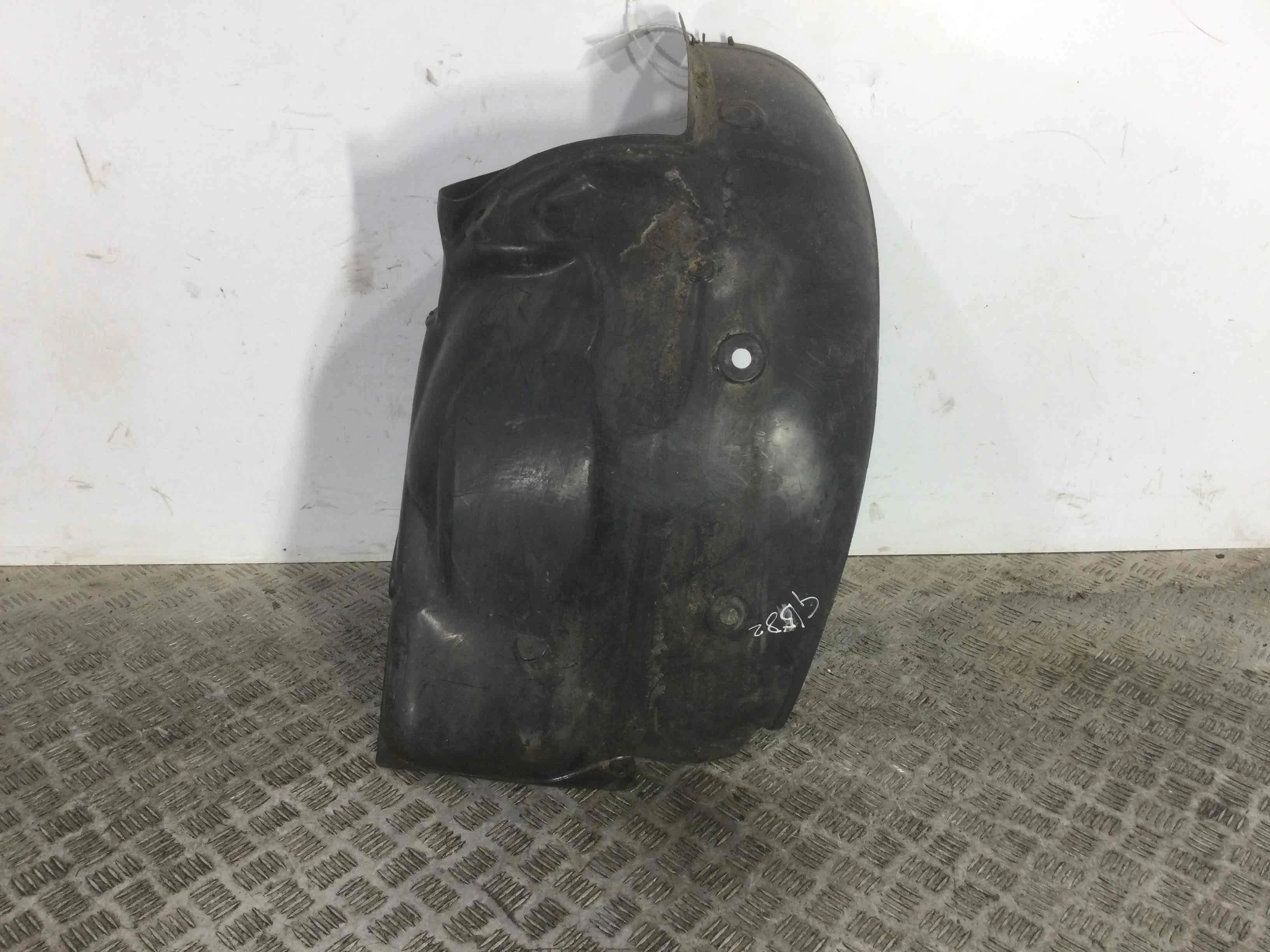 Защита арок передняя правая (подкрылок) Renault Grand Scenic 2 поколение (2006-2009) бензин 2.0 i Механика Минивэн