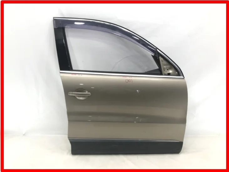 Дверь Volkswagen Tiguan 2011 NF