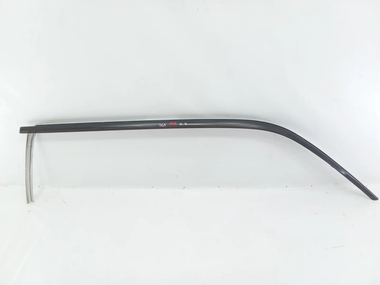 Ветровик Subaru Forester 2004 SG5