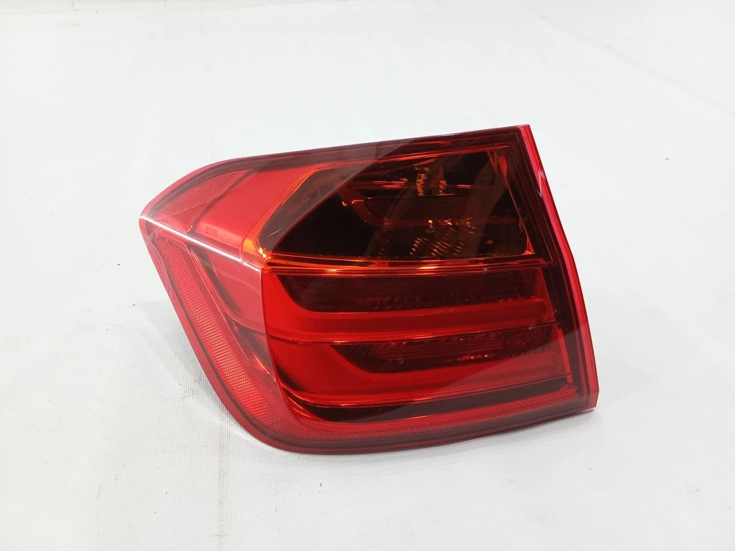 Фонарь BMW 3-Series 2013 F30