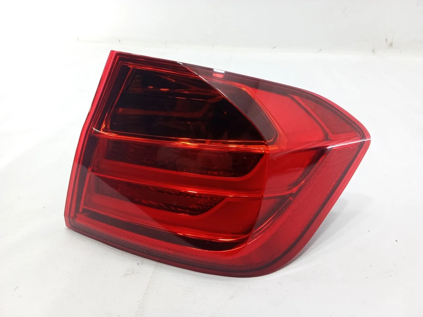 Фонарь BMW 3-Series 2013 F30