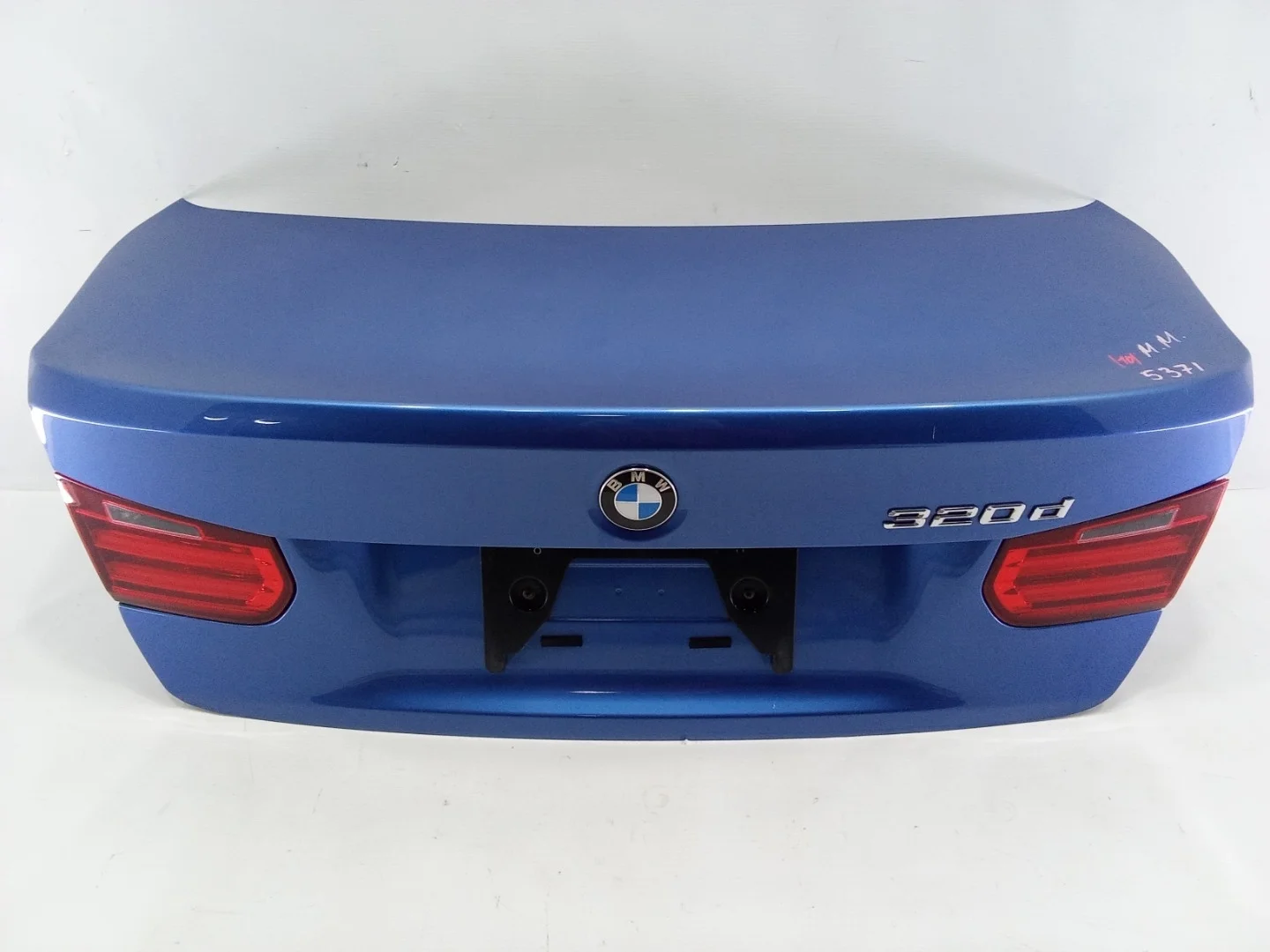 Крышка багажника BMW 3-Series 2012 F30