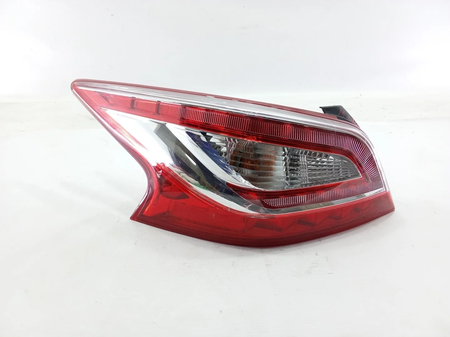 Фонарь Nissan Teana 2014 L33