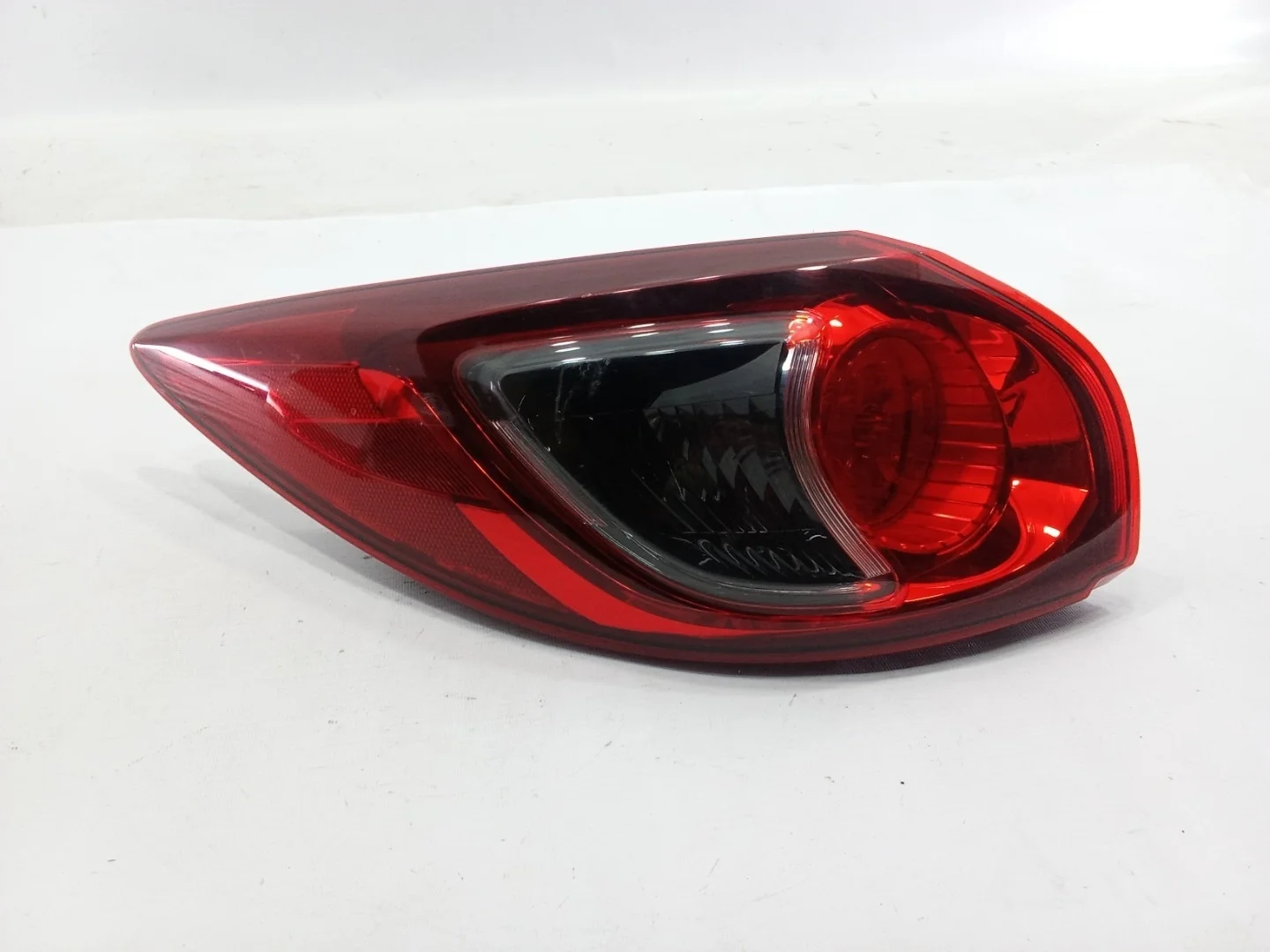 Фонарь Mazda CX-5 2014 KE2AW