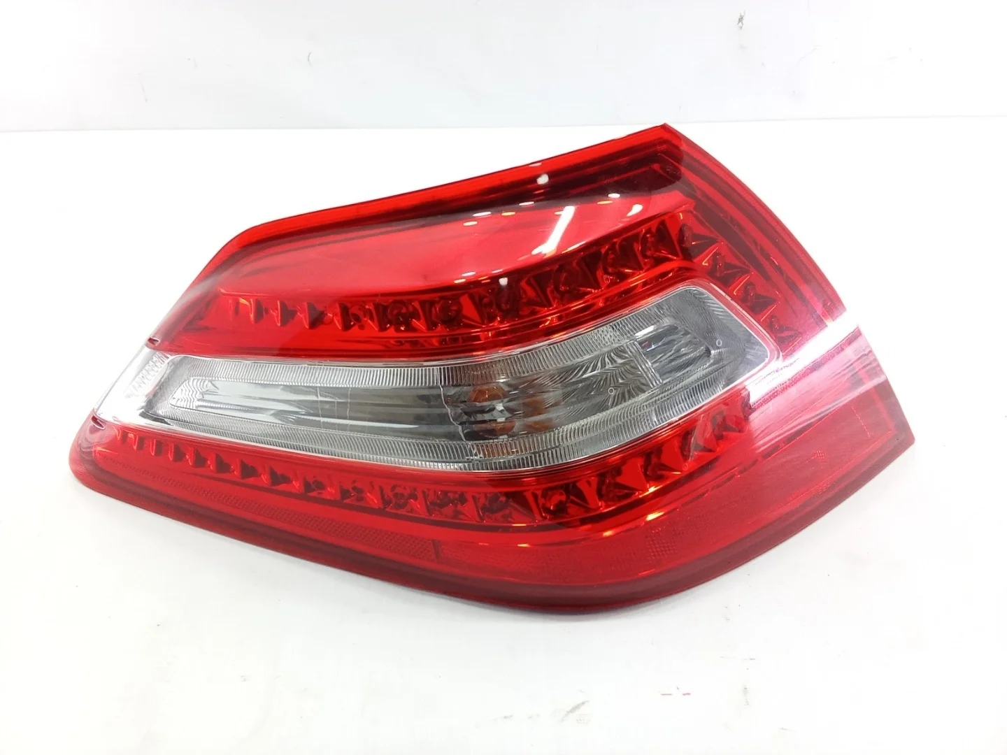 Фонарь Nissan Teana 2010 J32