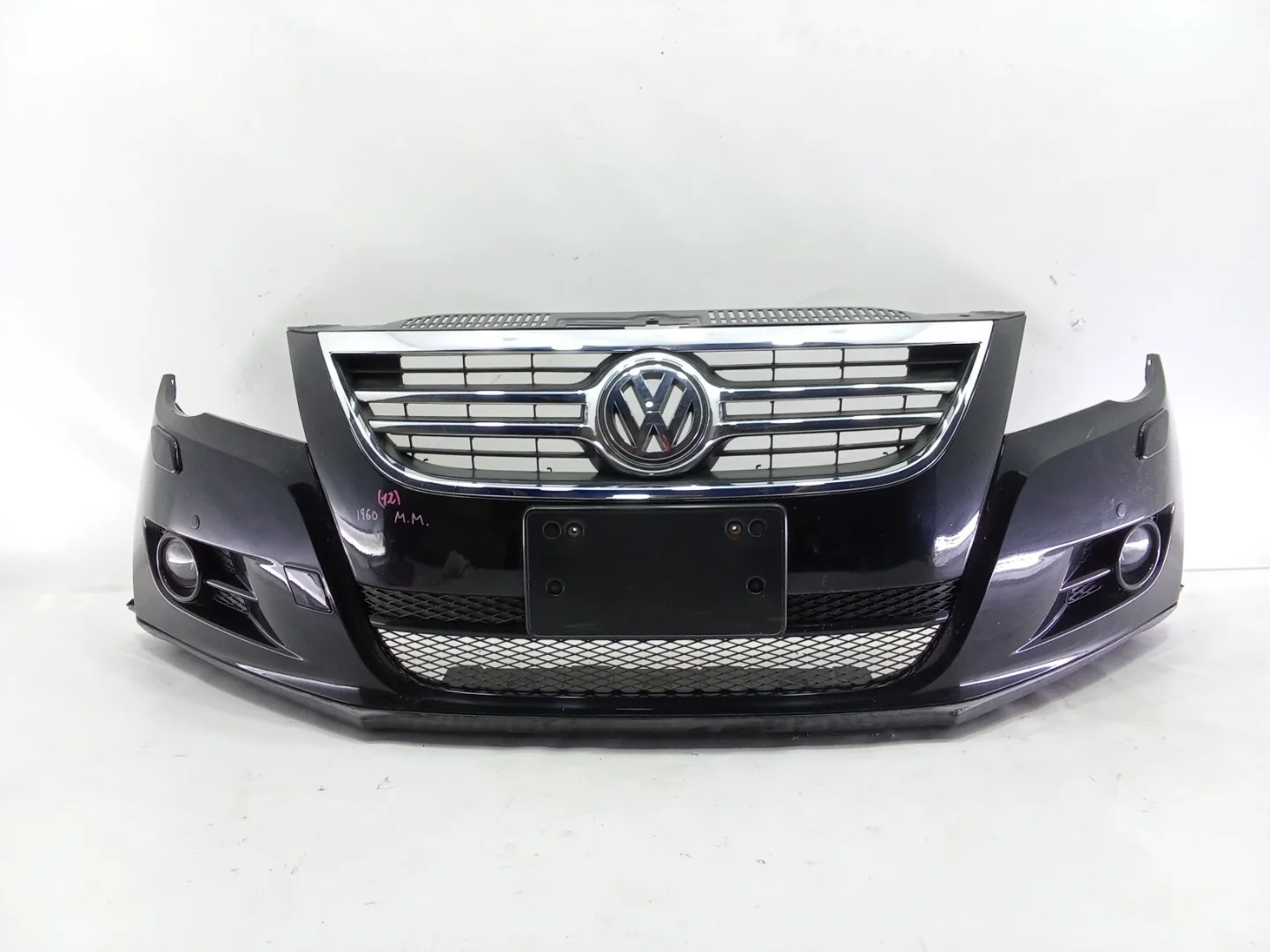 Бампер Volkswagen Tiguan 2011 NF