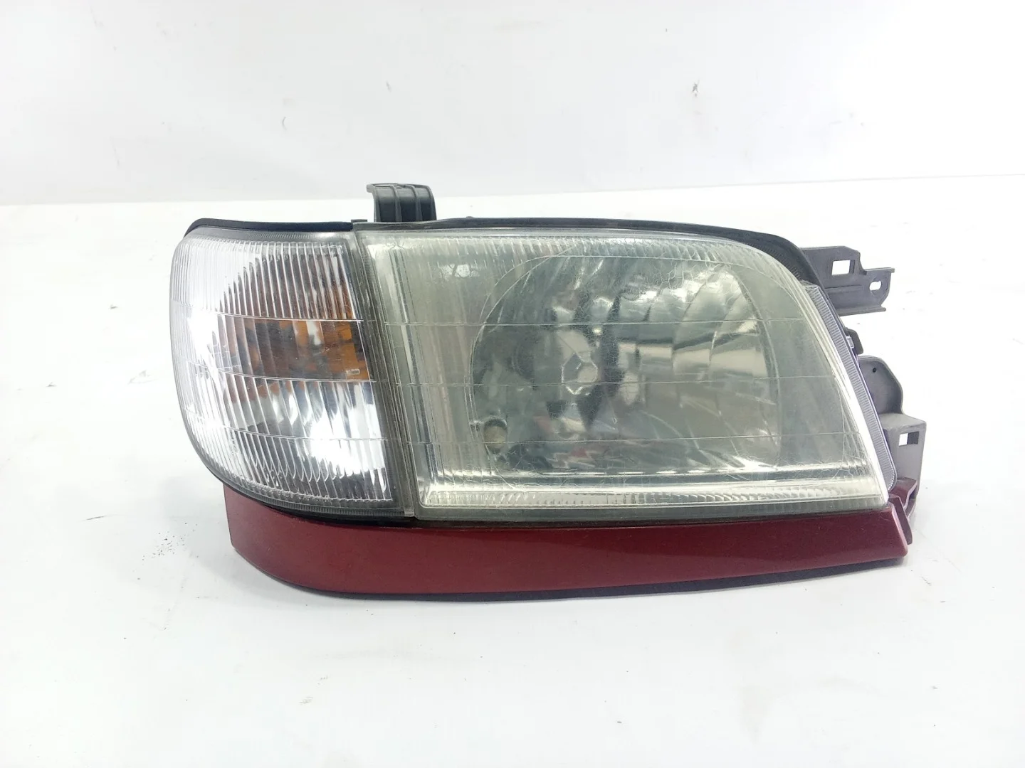 Фара Subaru Forester 2001 SF5