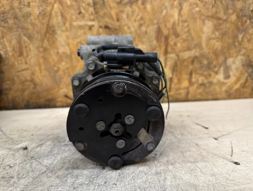 Компрессор кондиционера Ford Mondeo 3 CJBB
