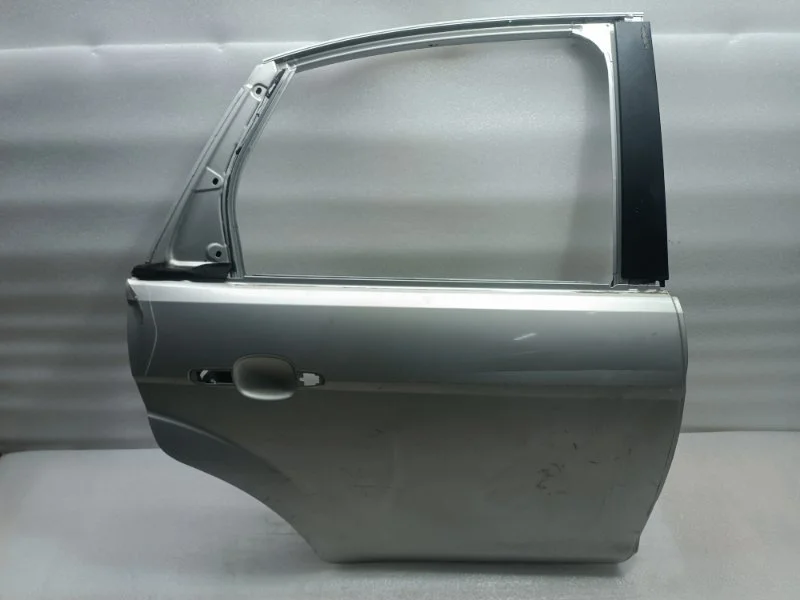 Дверь Ford Focus 2004-2011 CB4