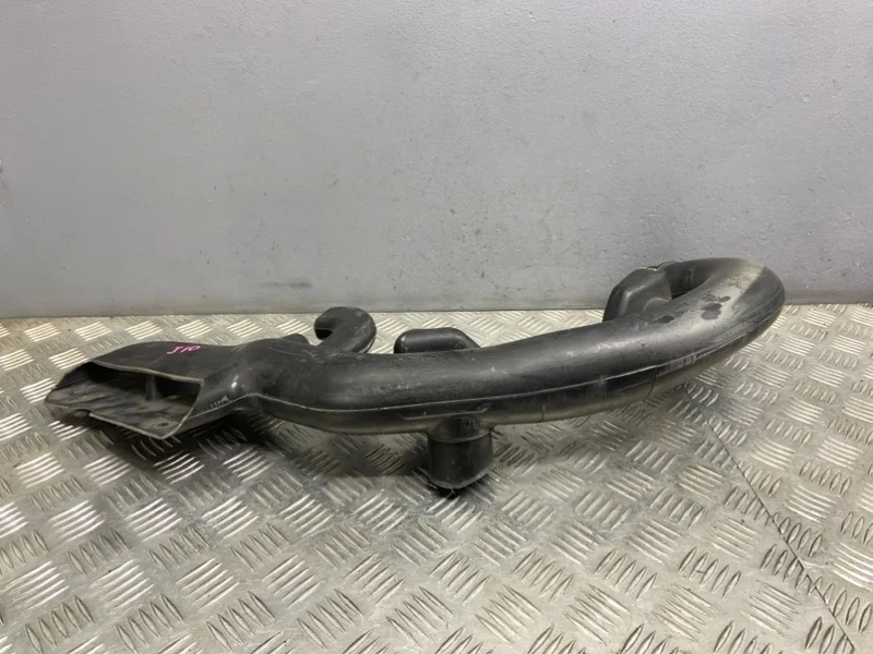 Воздухозаборник Nissan Qashqai J10