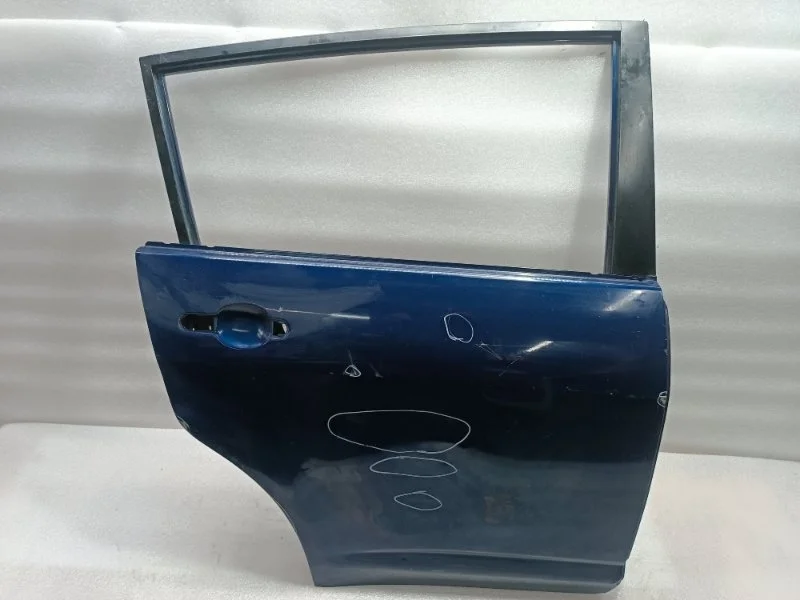 Дверь Nissan Note 2005-2013 E11