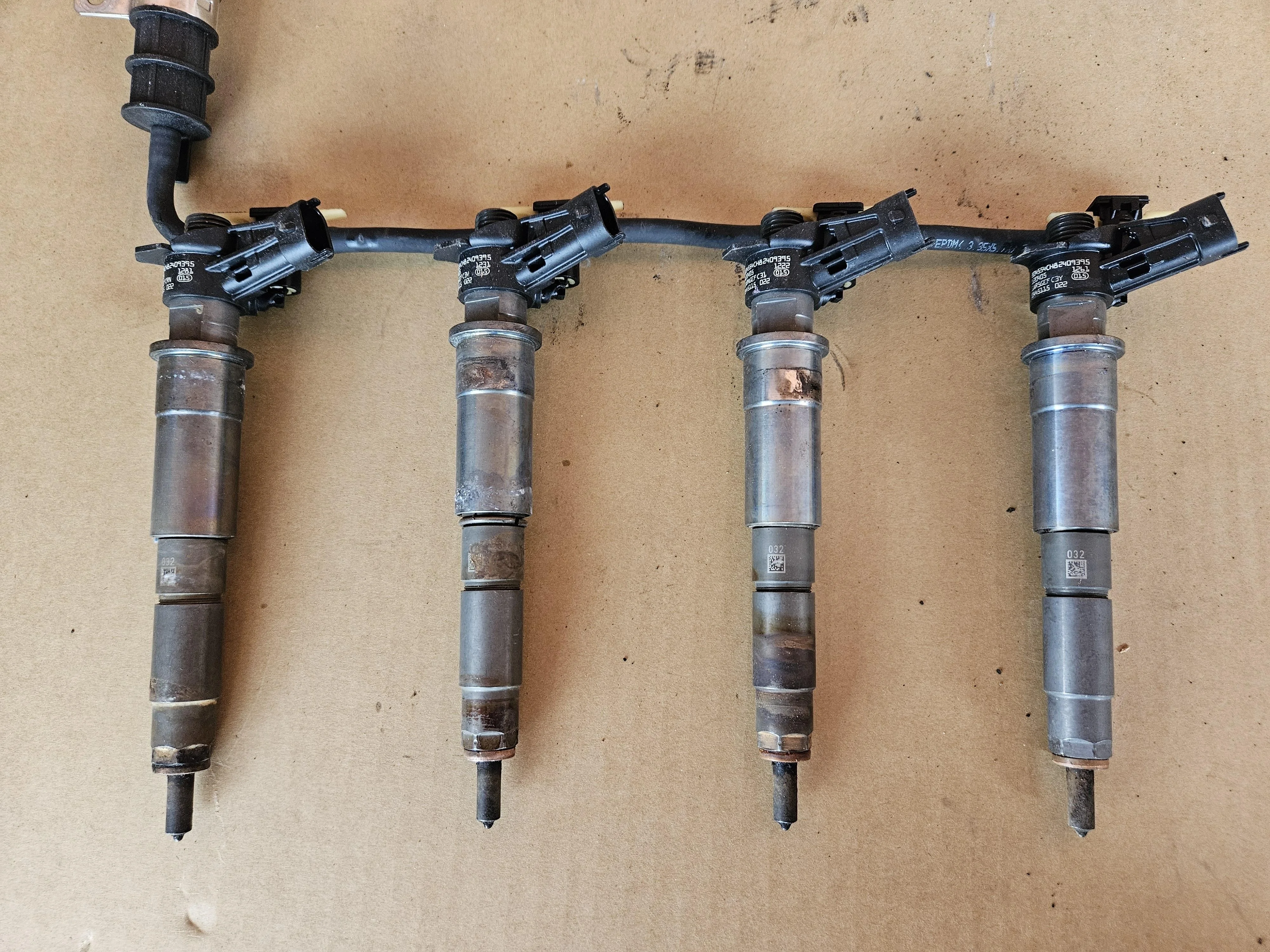 Топливные форсунки дизельные M9R 2.0 dCi Renault Nissan
