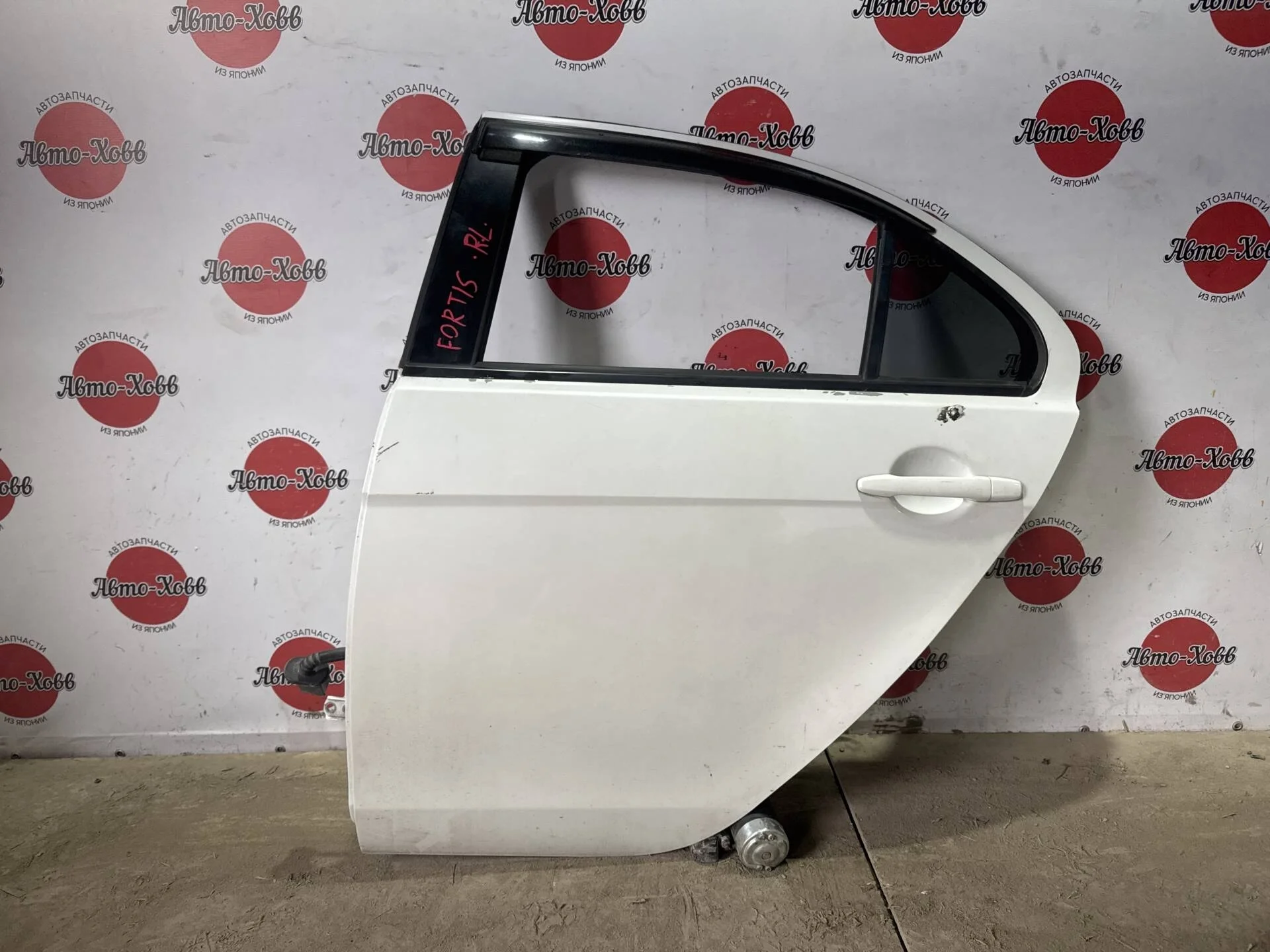 Дверь задняя левая Mitsubishi Lancer 10 CY ДЕФЕКТ