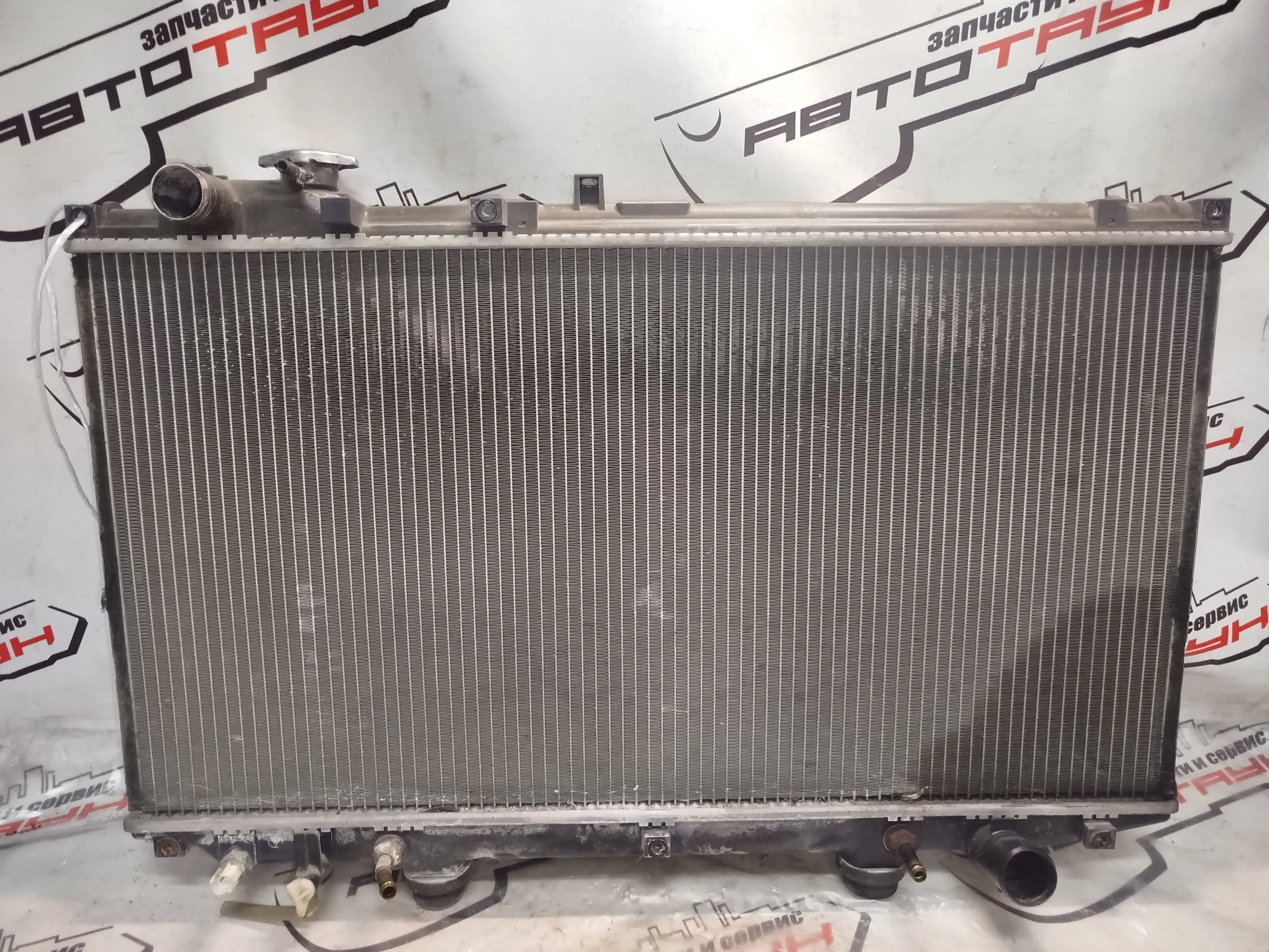 РАДИАТОР ДВИГАТЕЛЯ TOYOTA LEXUS 1UZ-FE 2JZ-GE ARISTO GS300 GS400 JZS160 UZS160 АТМ БЕЗ ДИФФУЗОРА 1640046570 S3661Z