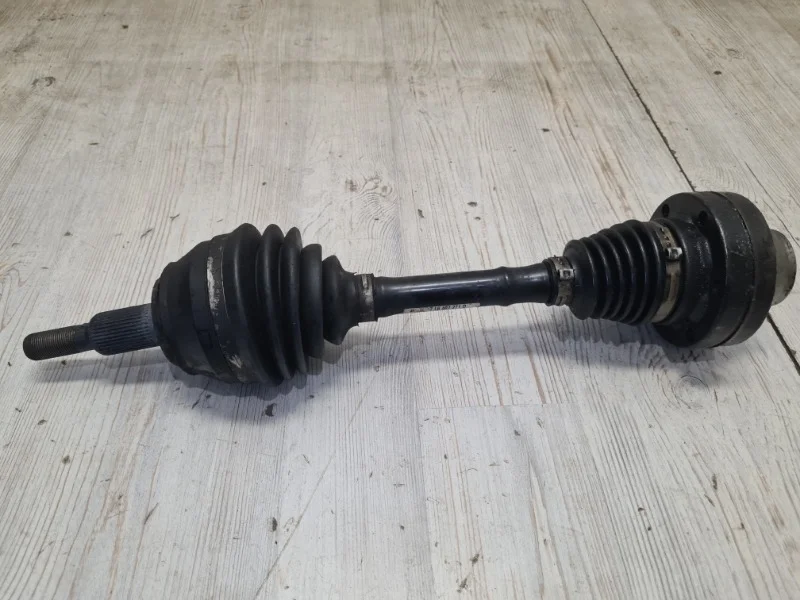 Привод сборе VW Touareg 1 2003-2010 7L