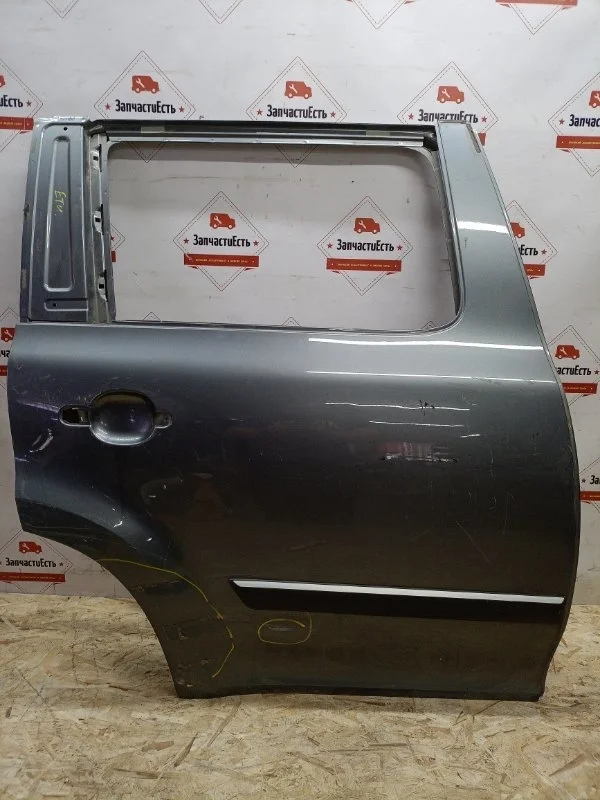 Дверь задняя правая Skoda Yeti 2009-2018 5L0833052 5L